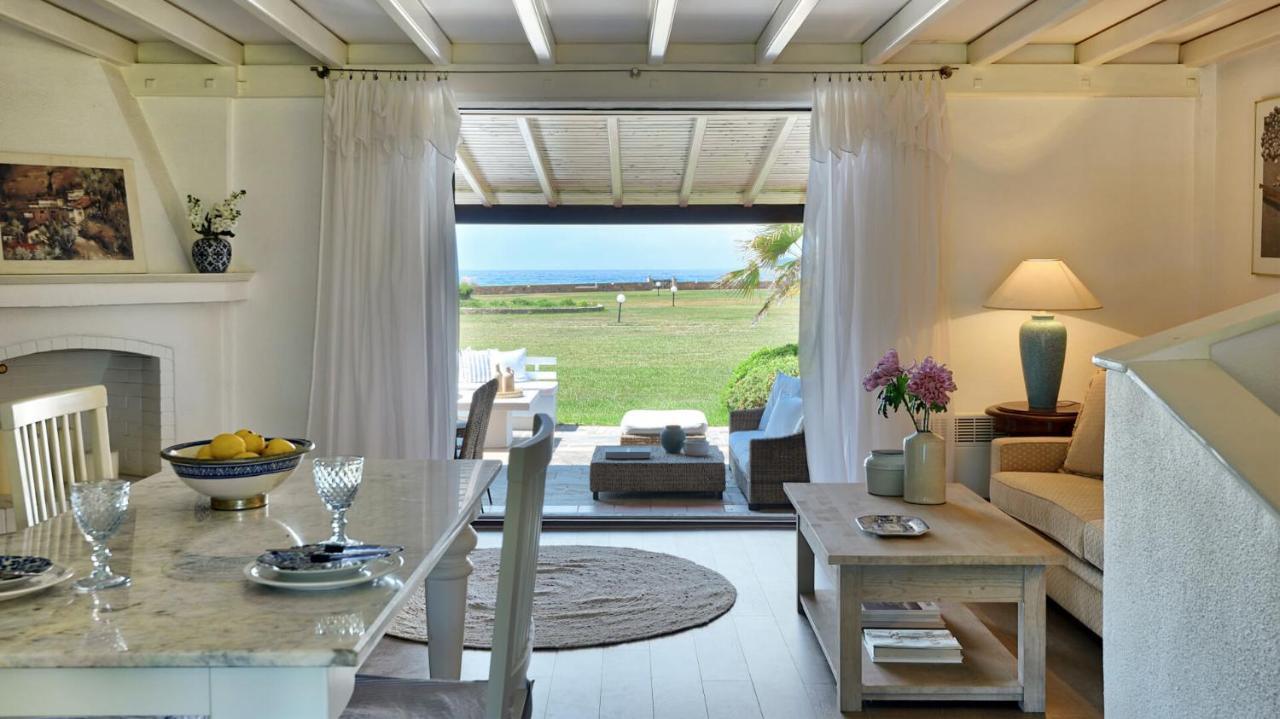 Soleado Beachfront Villa สกาลา ฟูร์กาส ภายนอก รูปภาพ